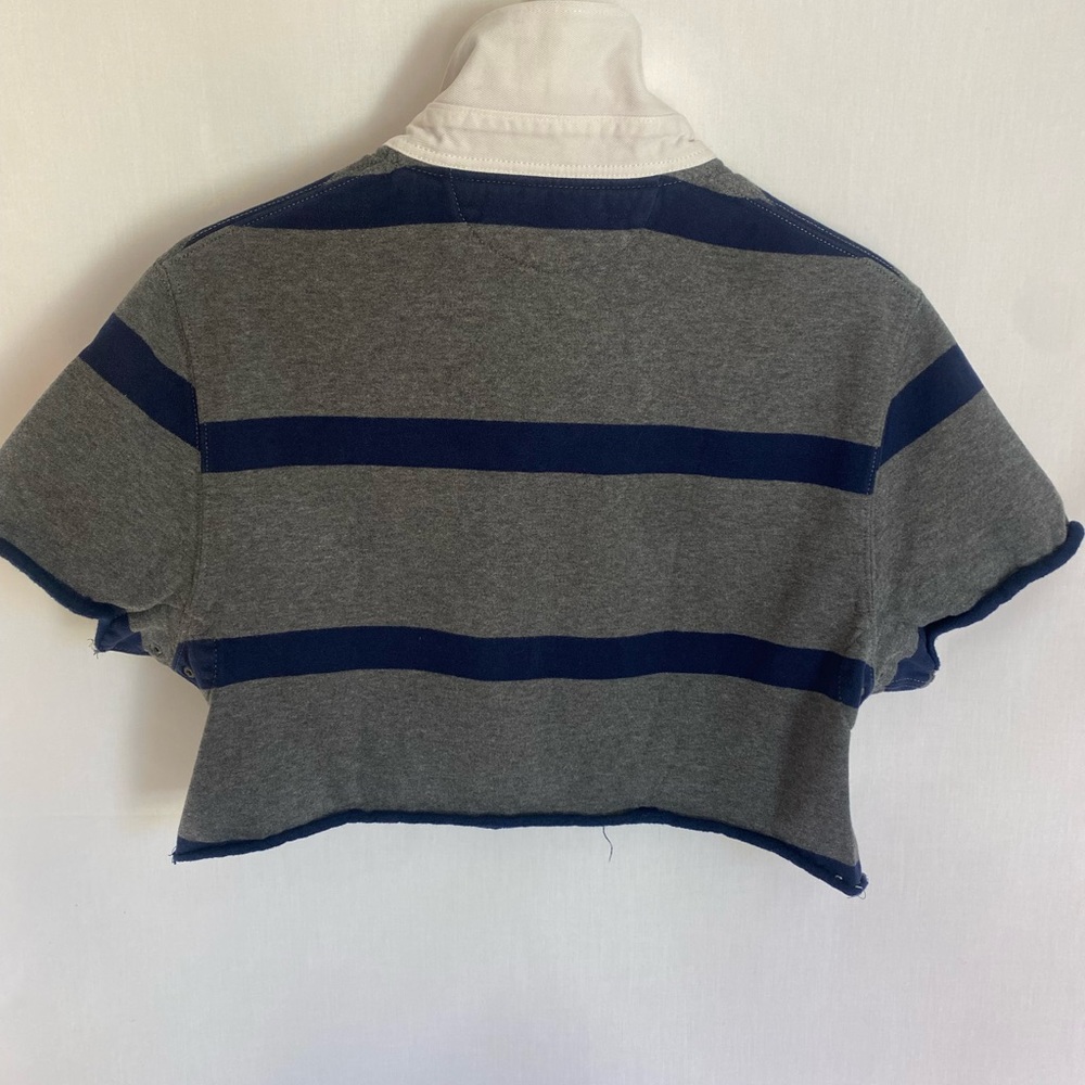Rare, Ralph Lauren Rugby Crop Top
New Offer -Discounted Shipping - Picture 4 of 6